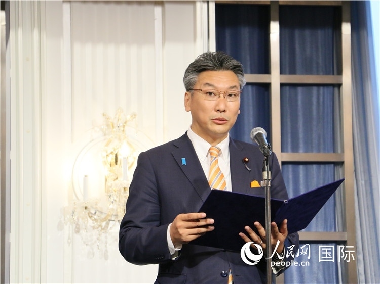 日本國貿(mào)促會(huì)長(zhǎng)代理橋本岳致辭。人民網(wǎng) 許可攝