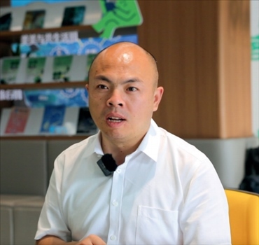 采訪對(duì)象：湖州市安吉縣天荒坪鎮(zhèn)余村村黨支部書記、村委會(huì)主任汪玉成