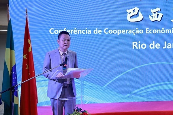 中國駐里約熱內(nèi)盧總領館副總領事王尉育在活動現(xiàn)場致辭。人民網(wǎng)記者 陳海琪攝