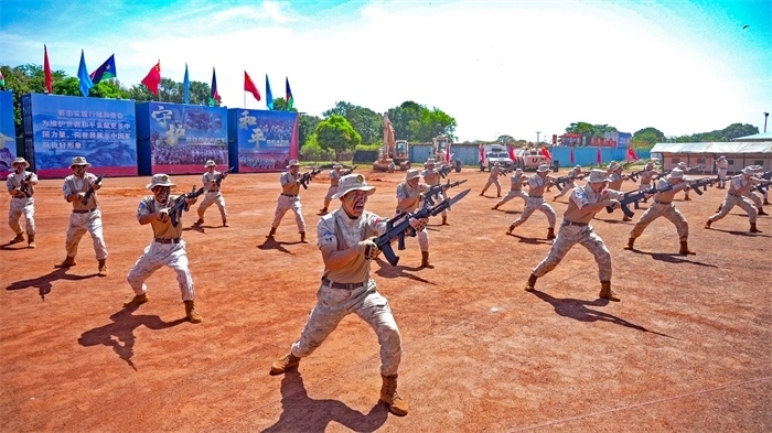 刺殺操表演。王軍杰攝