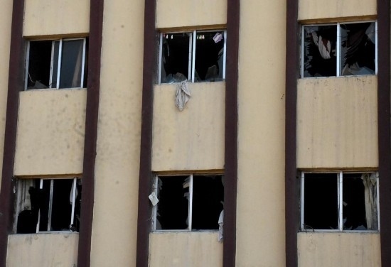 這是11月29日在敘利亞阿勒頗拍攝的一處遭襲建筑。新華社發(fā)