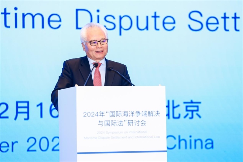 華陽(yáng)海洋研究中心理事長(zhǎng)、中國(guó)南海研究院學(xué)術(shù)委員會(huì)主席吳士存在開(kāi)幕式致歡迎辭。華陽(yáng)海洋研究中心供圖