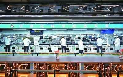 山東青島一家企業(yè)的生產(chǎn)車間。新華社發(fā)