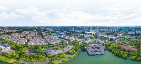 成都理工大學(xué)全景航拍圖。成都理工大學(xué)供圖