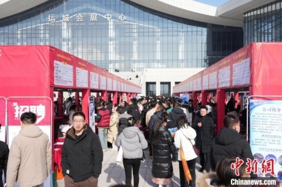 圖為招聘活動(dòng)現(xiàn)場。 解凱光 攝