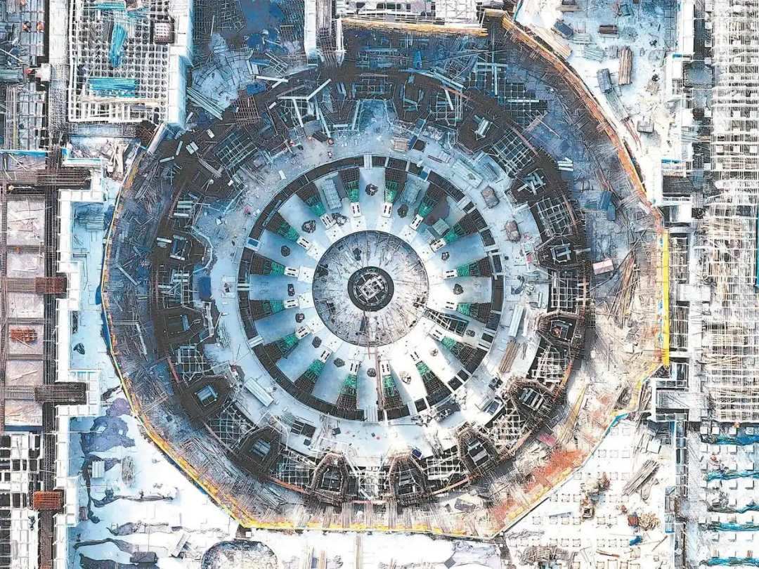 △中國科學(xué)院合肥物質(zhì)科學(xué)研究院等離子體所，緊湊型聚變能實(shí)驗(yàn)裝置（BEST）項(xiàng)目正加緊施工。