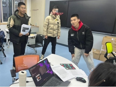 智能無人系統(tǒng)“做中悟”高階項(xiàng)目式課程。校方供圖