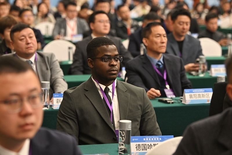 外企代表參加“進博會走進湖北”活動主題推介會。人民網記者 翁奇羽攝