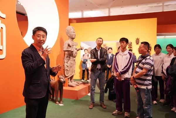 清華附中永豐學(xué)校家校共育活動(dòng)舉行。校方供圖