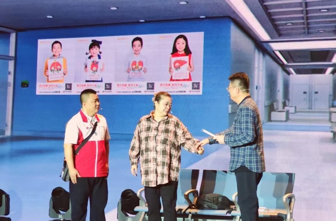 現場表演了由真實故事改編的情景劇。人民網記者 王子鋒攝