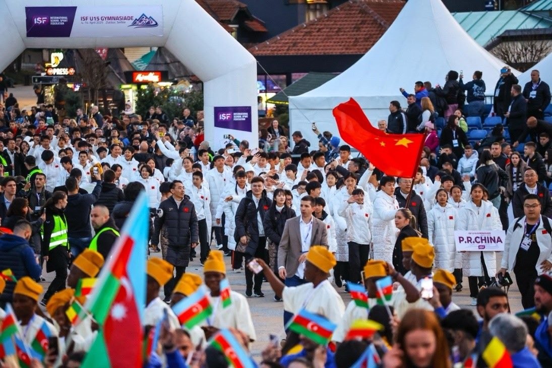 中國中學(xué)生體育代表團在開幕式上入場。圖片來源：中國中學(xué)生體育代表團