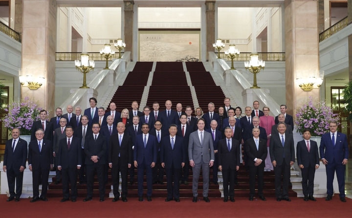 3月28日上午，國家主席習(xí)近平在北京人民大會堂會見國際工商界代表。新華社記者 丁林 攝