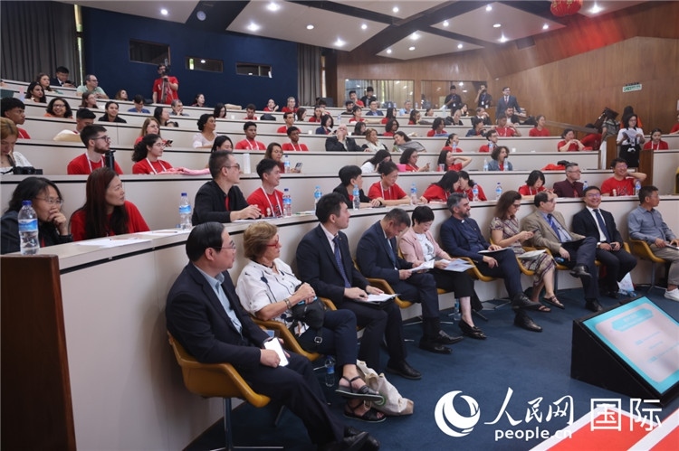 2025年“漢語橋”巴西賽區(qū)決賽現場。人民網記者 時元皓攝