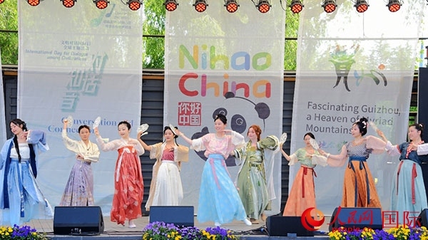 舞蹈《寄明月》。人民網(wǎng)記者 殷淼