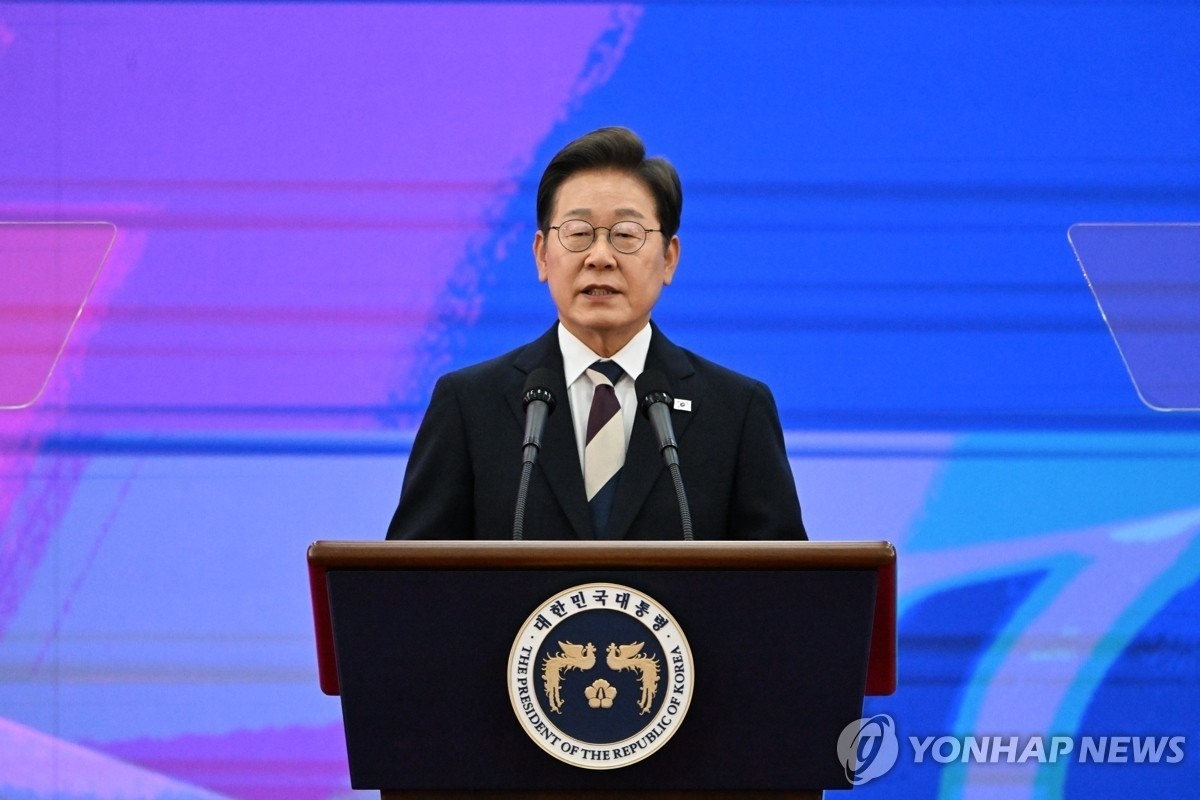 李在明4日上午在第21屆韓國總統(tǒng)就職宣誓儀式上宣誓就職。（圖片來源：韓聯(lián)社）